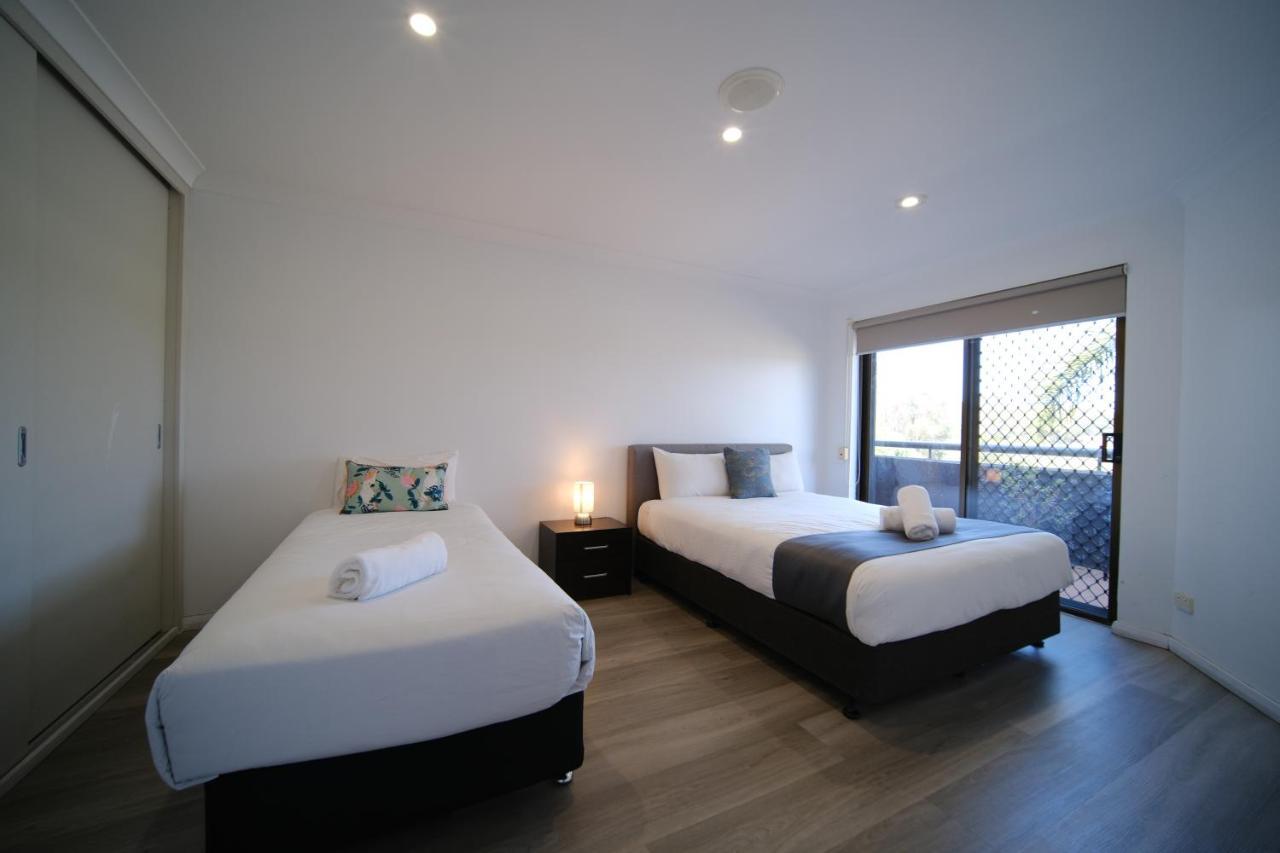 Lakeside Inn Wollongong Primbee Экстерьер фото