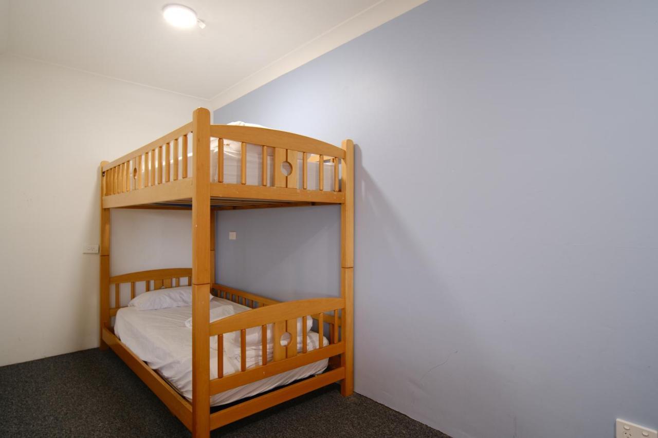 Lakeside Inn Wollongong Primbee Экстерьер фото
