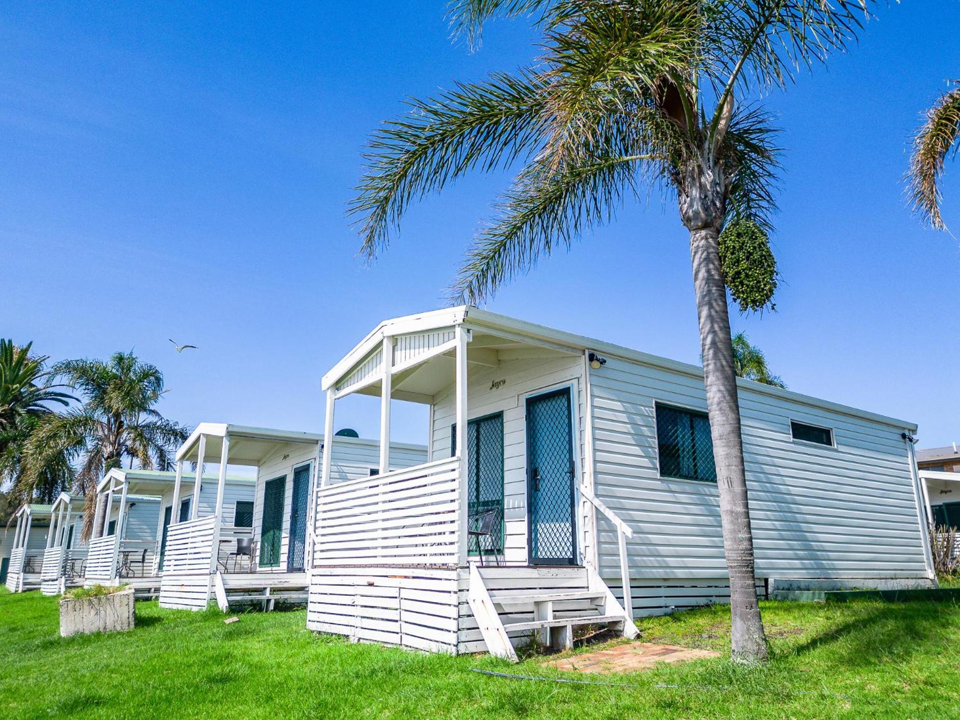 Lakeside Inn Wollongong Primbee Экстерьер фото